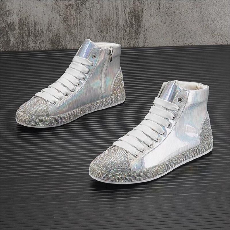 Designer High Tops For Men Glitter Charm Strass Scarpe Causali Flats Mocassini Mocassini Uomo Walking Sneakers Zapatos Hombre 10A36