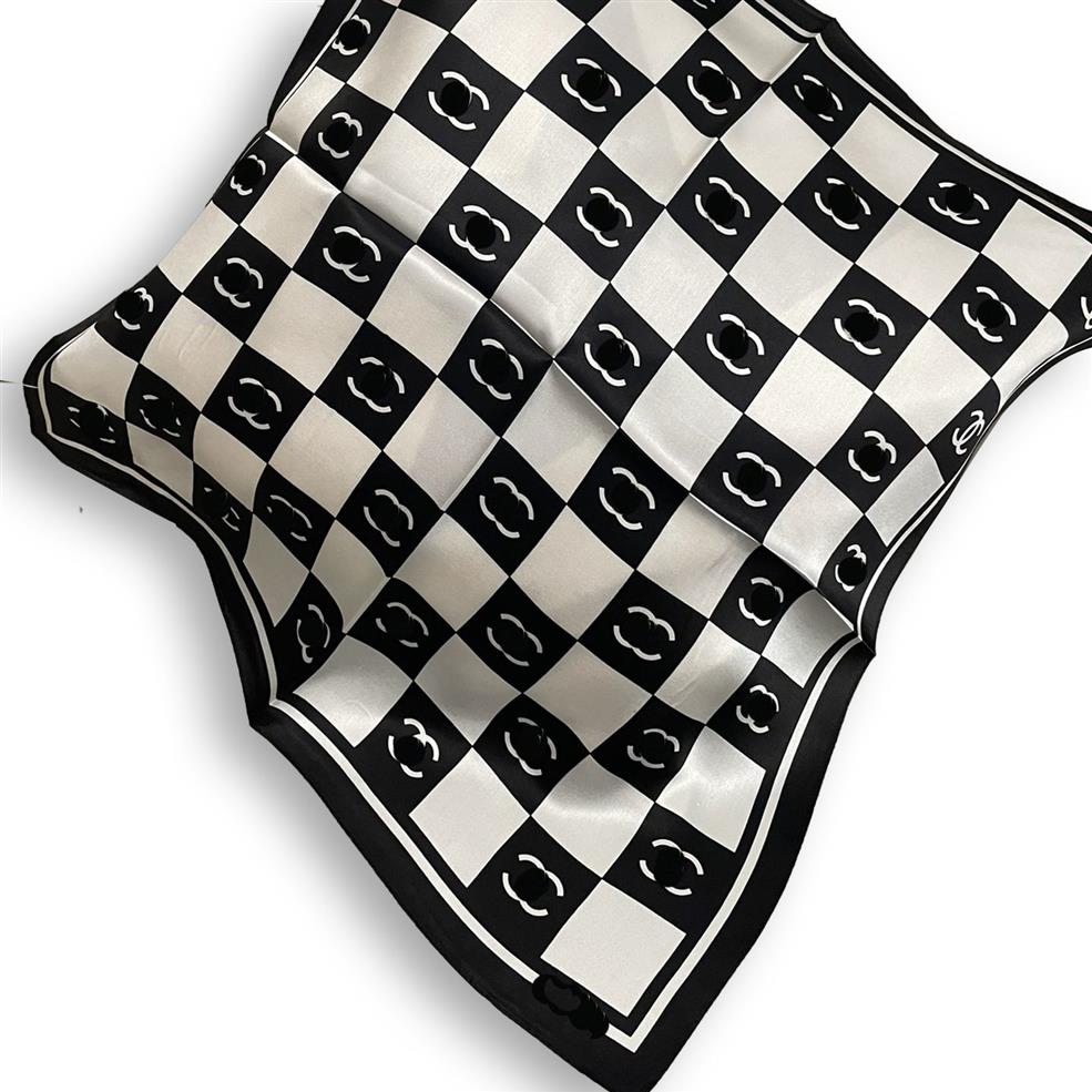 Moda logotipo lenço de seda quadrado design simples cor sólida cachecóis marca europeia francês xale romântico menina presente hairband primavera de200m