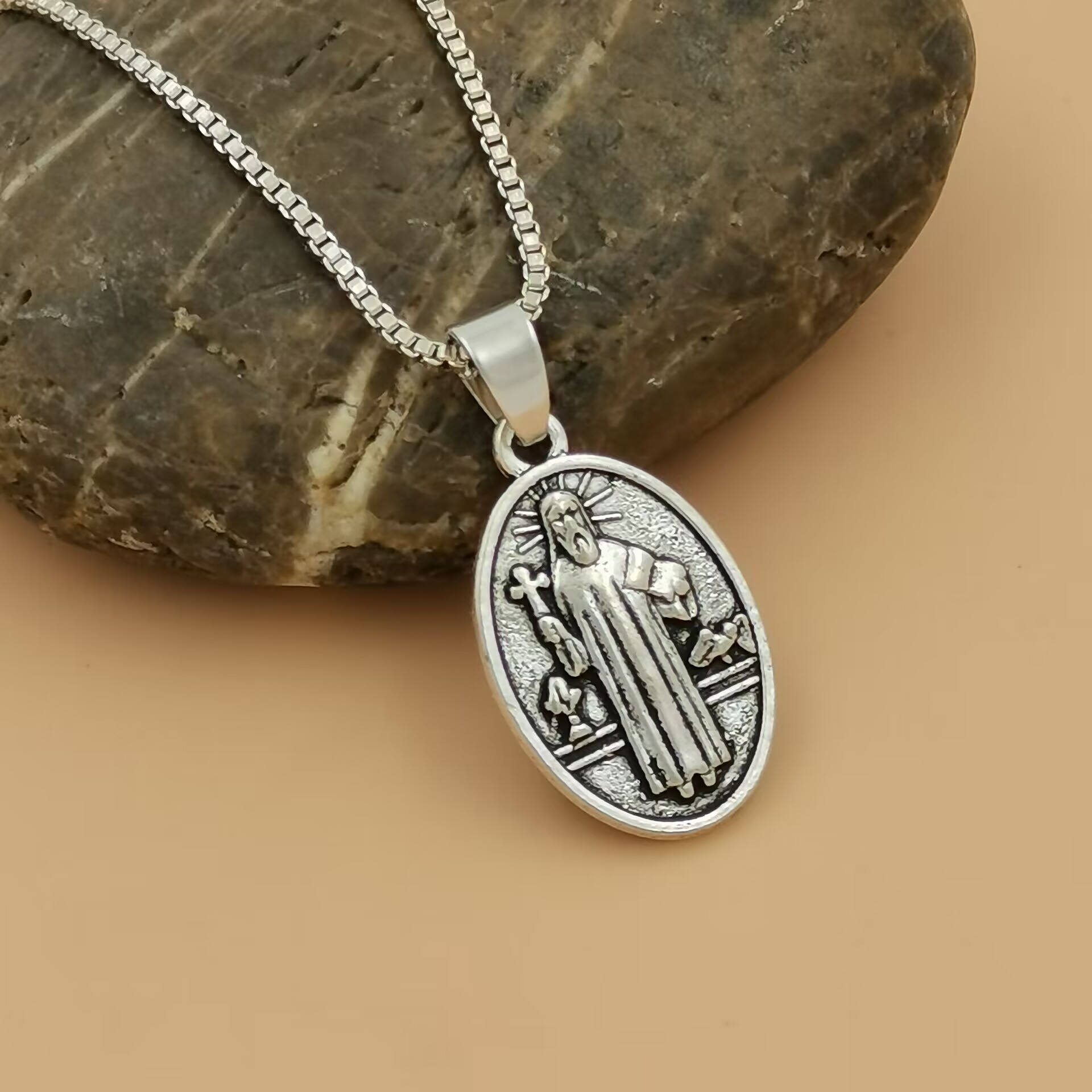 10 pezzi in argento antico con pendente ovale di San Benedetto uomo donna gioielli talismano A-857d