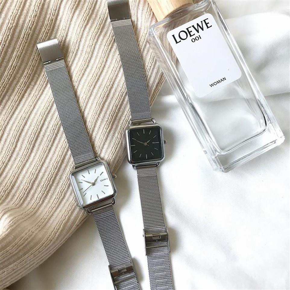 Kvinnor Fashion Square klockor minimalistisk design Ladies Quartz WRSitwatches Ulzzang Gold Silver Rostfritt stål Mesh Strap Clock 220228R