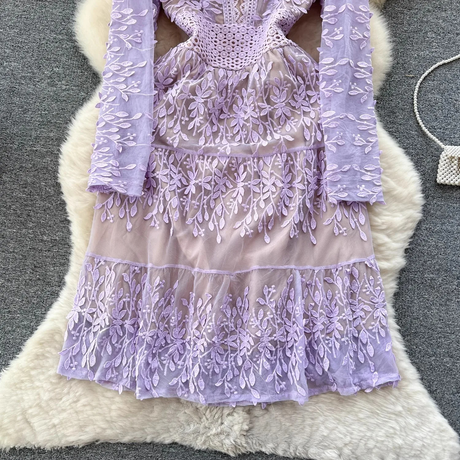 Abiti casual di alta qualità lilla viola in pizzo patchwork abito in maglia donne vestidos elegantes para mujer ricamo trasmessa abito magro 2024