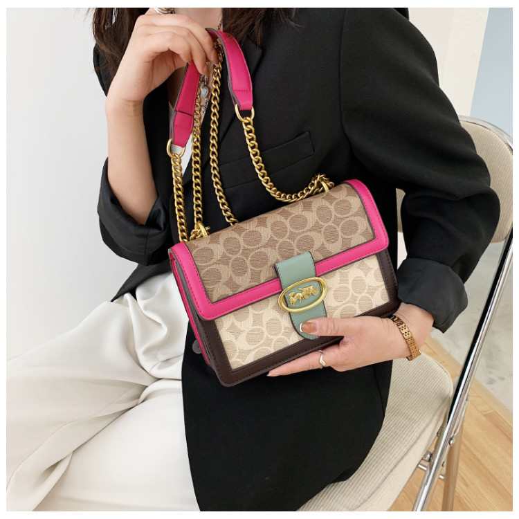 Известная в Интернете женская сумка 2023 года, новая маленькая квадратная сумка с контрастной цветовой цепочкой, модная женская сумка в западном стиле, сумка через плечо на одно плечо