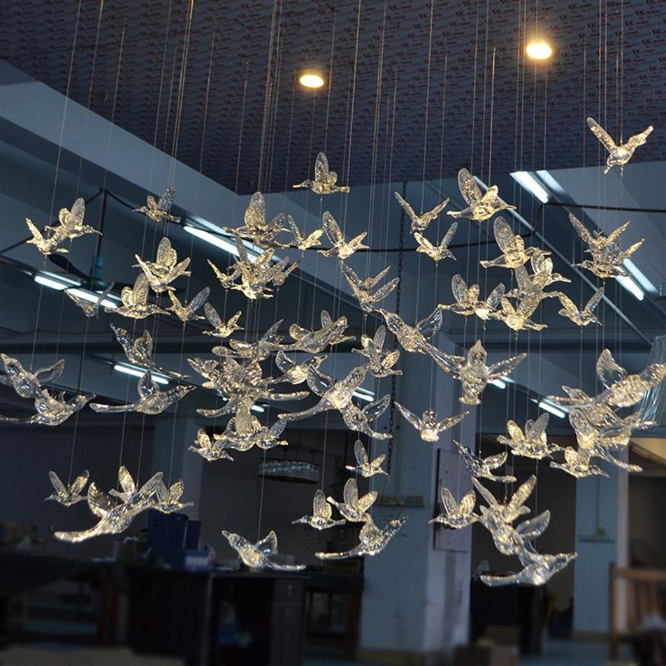 Antenne de plafond suspendue européenne en cristal acrylique, 12 pièces, haute qualité, oiseau colibri, décoration de scène de mariage à domicile, ornements 185g
