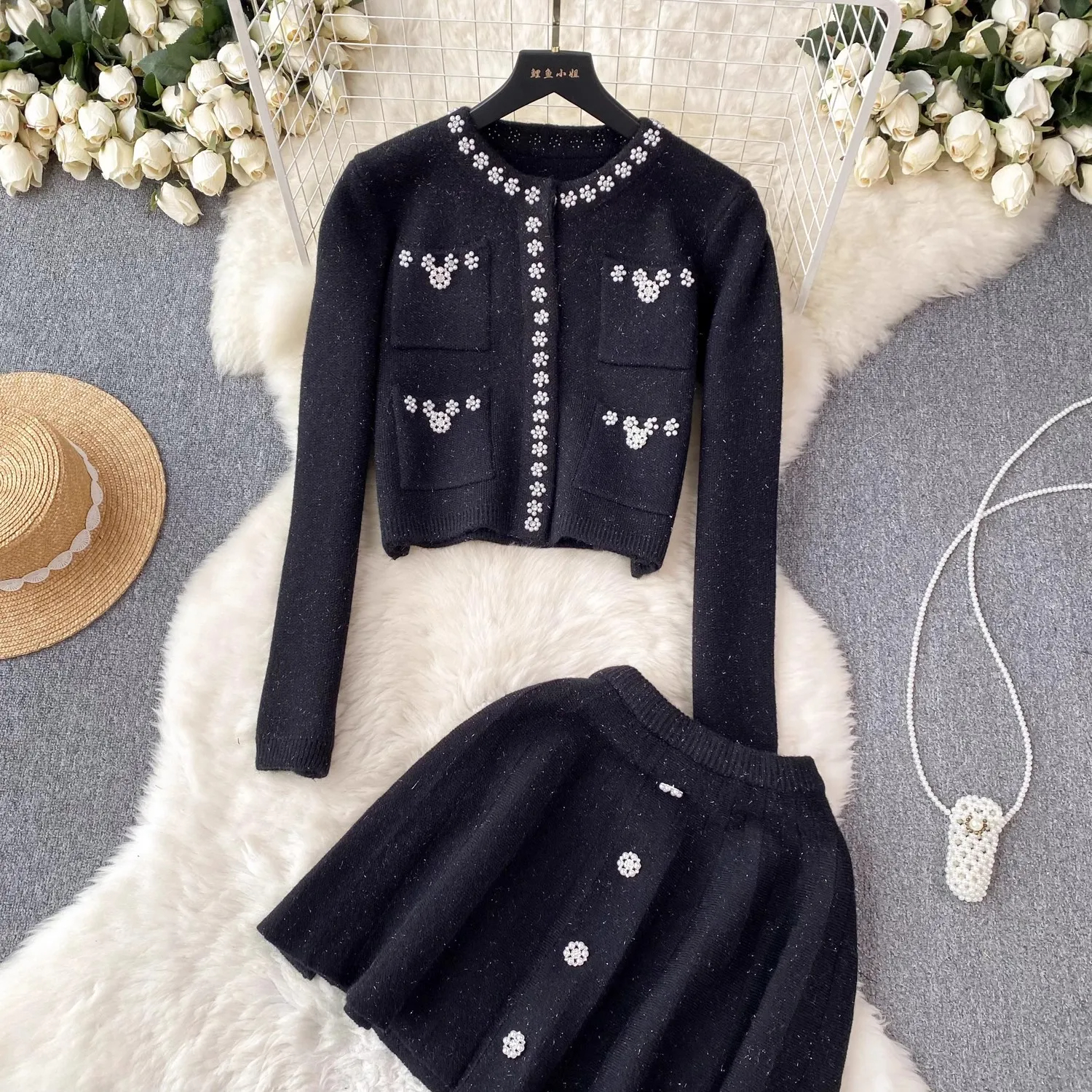 Two Piece Dress Small Fragrance Beading Knitted Two Pieces Sets Women's Flower Buttons Shinny Cardigan Sweater Coat Crystal Mini Skirt Suit 2024