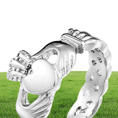 Designer de marca totalmente nova Ladies Claddagh Rings de crânio de aço inoxidável para a festa de casamento feminino 9425503