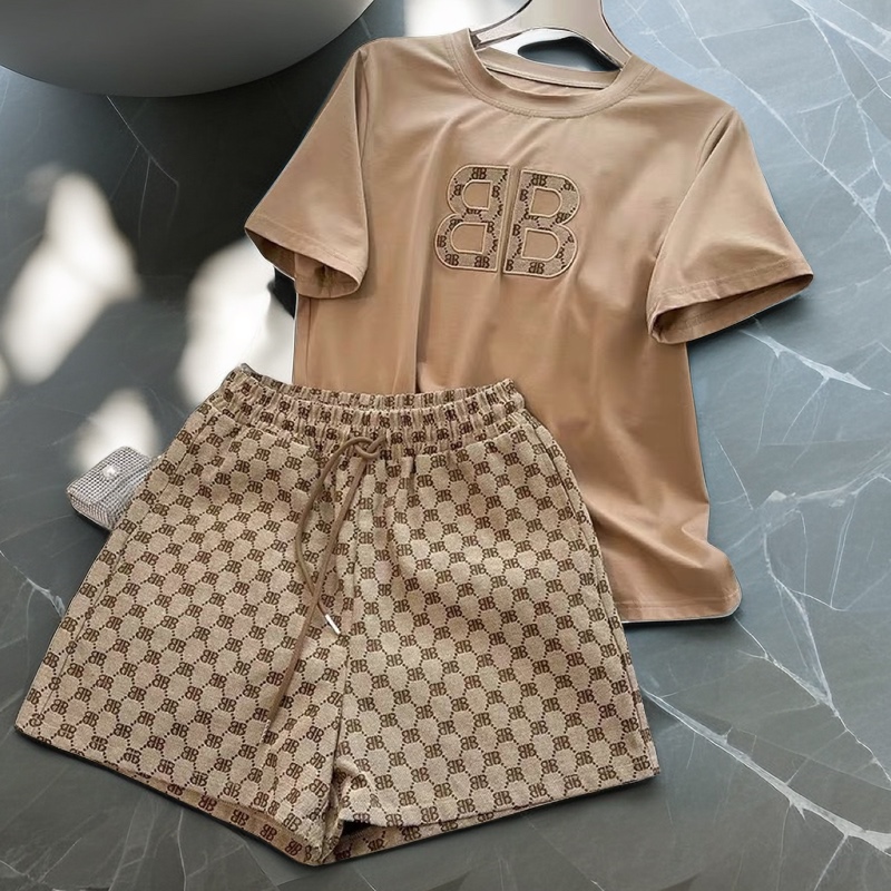 2023 New Designer Sportswear Short Sleeve Set Girl Street T-shirt and Shorts Embroidered with the Letter B on the Chest Elastic Band with Elastic Drawstring Design