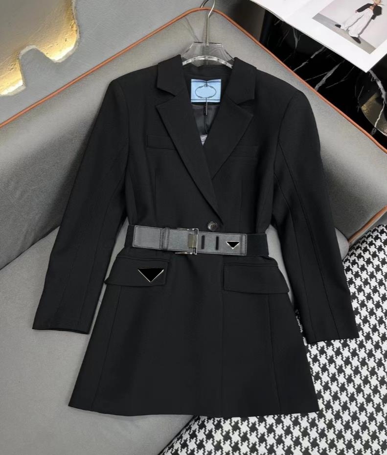 2024 Nya designerkläder Toppkvinnor Suits Blazers Jacket Fashion Premium Suit Coat Plus Size Ladies Tops rockar Jacket Skicka gratis bälte