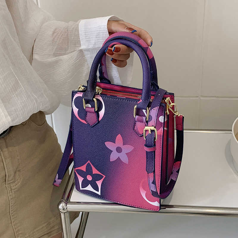 Borsa di moda invernale di lusso 2024 Edizione coreana alla moda da donna Stampata Nuova borsa a tracolla piccola alla moda portatile Netizen Borsa quadrata Premium