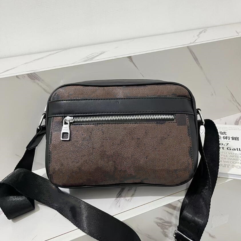 Clássico designer mensageiro sacos nova moda sacos de ombro emboss homens bolsas casuais ao ar livre maleta de negócios qualidade couro do plutônio crossbody saco