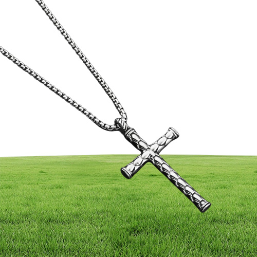Mode hommes bijoux en acier inoxydable croix pendentif colliers conception cylindrique 70 cm longue chaîne Punk collier pour hommes 327F2772401