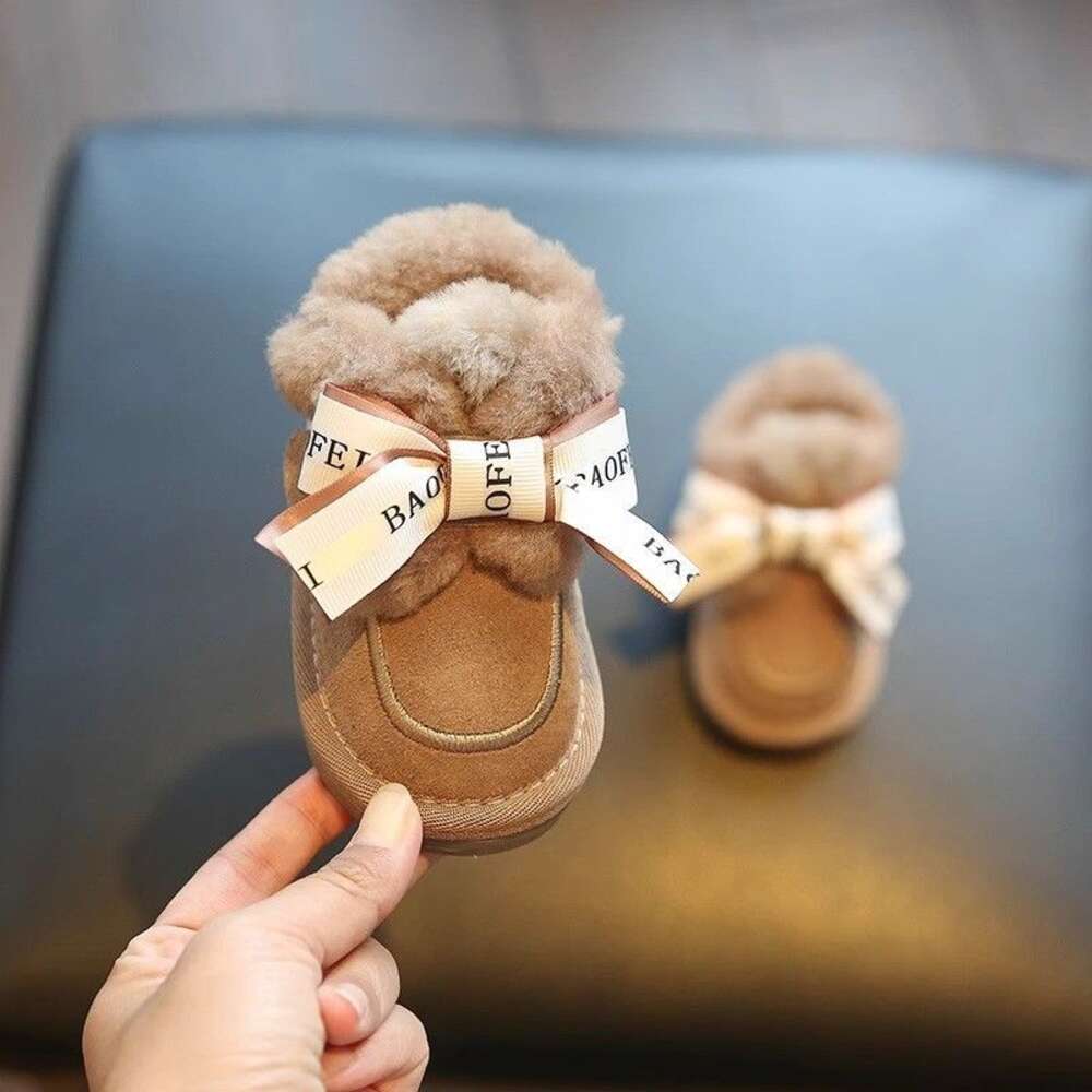 2023 children Girl`s Snow Shoes, Boots, Thickened Winter Plush, Warm Soft Soled, Children`s Walking and toddler baby boots Cotton Shoes