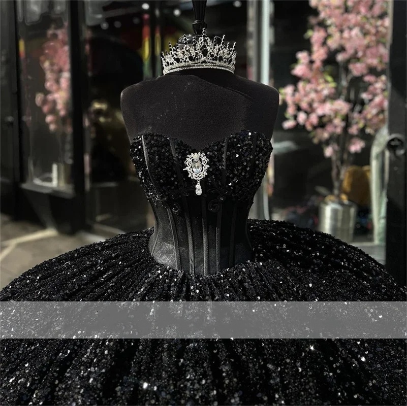 Sparkly Black Princess Ball Gown Quinceanera Dresses 2024 Glitter paljetter Rhinestones Crystals Sweet 16 Dresses Vestidos Corset