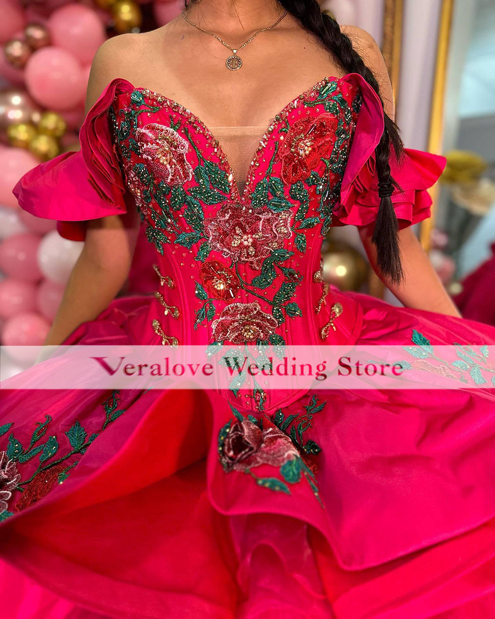 Rouge broderie robes De 15 Quinceanera hors de l'épaule Satin Quinceanera robes manches courtes fille princesse robe De soirée