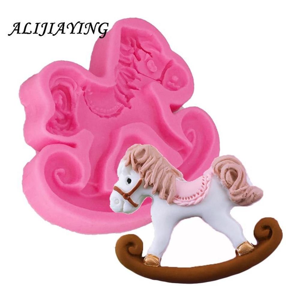 Cake Tools 3D Trojan hästform Silikon Fondantformar Baby Födelsedag Dekorera Gumpaste Chocolate Molds D07312687