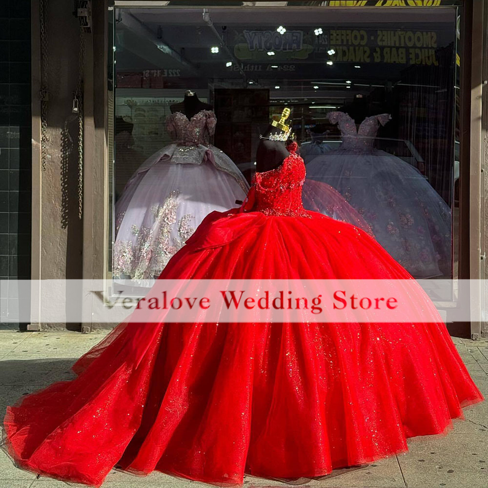 Princesse rouge Quinceanera robes manches courtes paillettes perles doux 16 robe Satin robes De 15 Anos