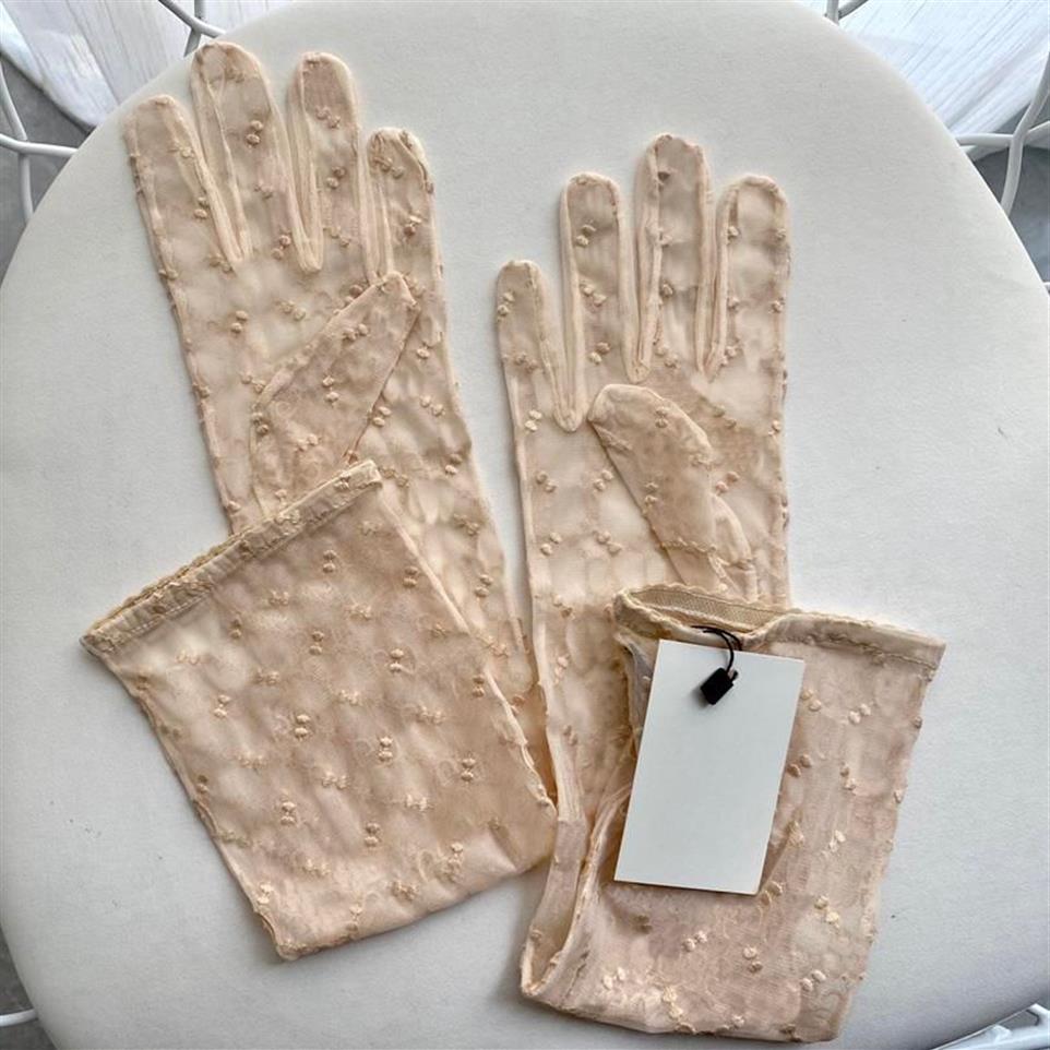 Gants chics en dentelle brodée de lettres pour femmes, mitaines de protection solaire, longues en maille avec boîte cadeau 315a