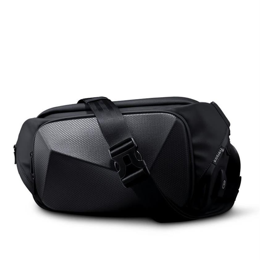 2020 Creative 3D Men Sac à bandoulière Antift Sac à écharpe Sac de messager imperméable USB Charges crossbody Short Trip Chest285b