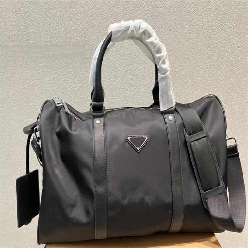 Designerskie nylonowe torby wuchowe unisex dużej pojemności torby podróżniczej torebka torebka moda czarny pakiet sportowy Portable Weekend Han198e