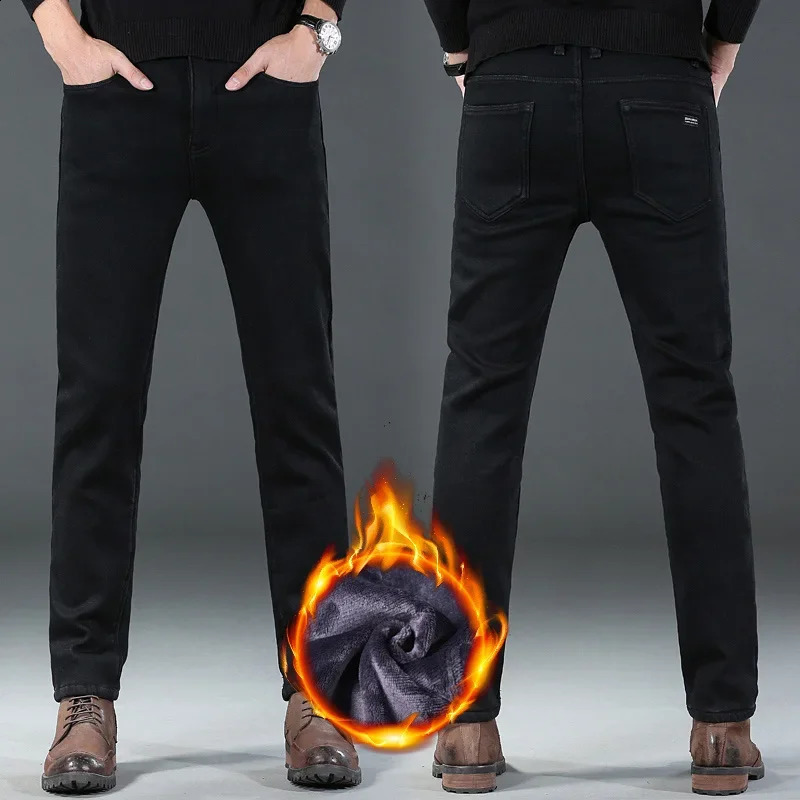 Jeans para hombres 2024 Hombres Invierno Cálido Negro Recto Thcik Fleece Moda Casual Baggy Estilo clásico Sólido Denim Pantalones Ropa masculina 231214