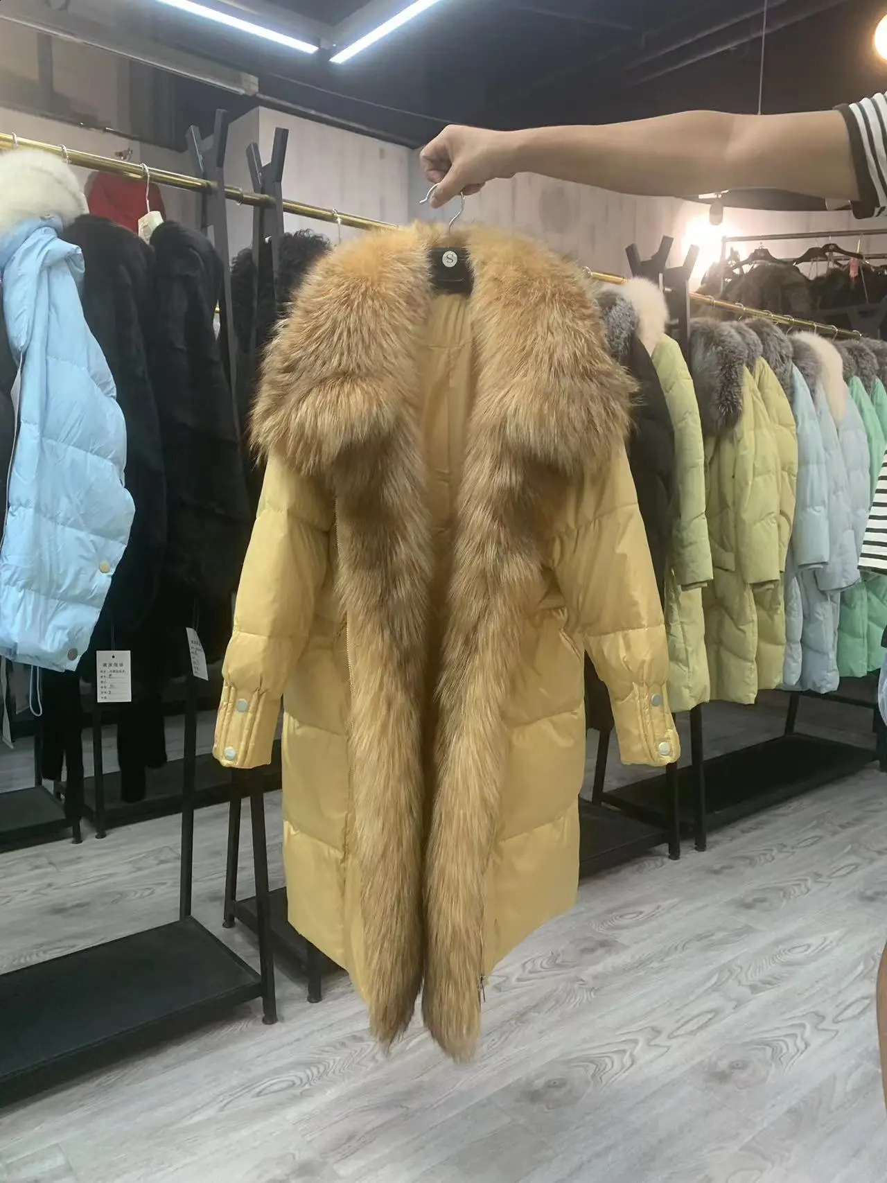 Piumino da donna Parka invernale da donna caldo cappotto 90% piumino d'oca lungo collo in vera pelliccia di volpe spessa capispalla di lusso cappotto femminile streetwear 231214