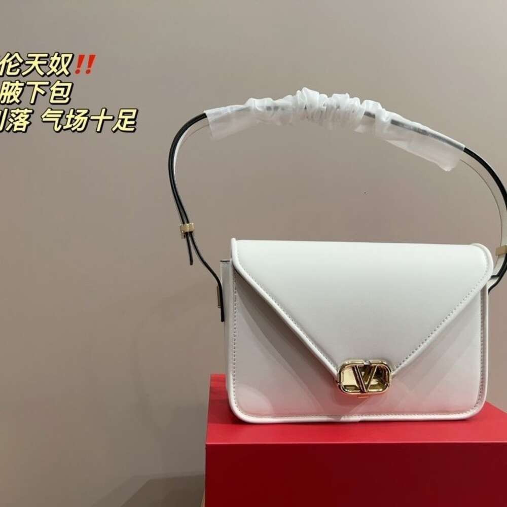 春のスタイルの豪華なヴァランティノデザイナーショルダーストラドルスモールファッションバッグH 1つのバッグ