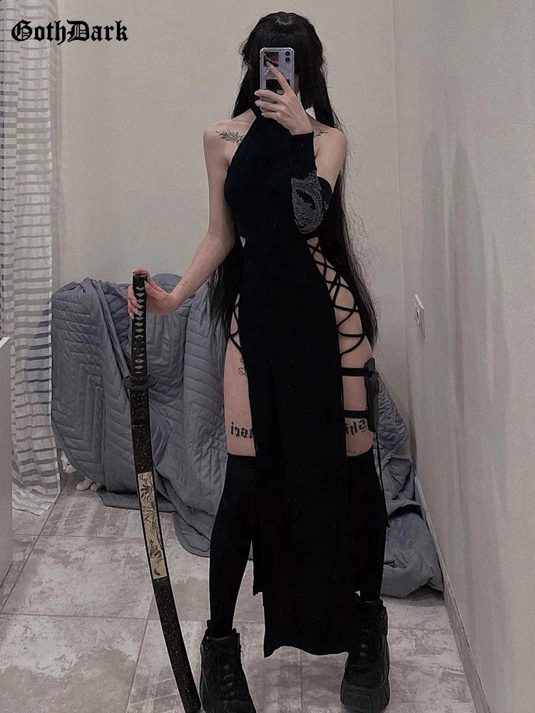 Robes sexy urbaines Goth Dark Cosplay High Split Sexy Bandage Femmes Robes Y2K Mall Gothic Halter Slim Robe Midi Noir Grunge Style Alt Partywear 231214