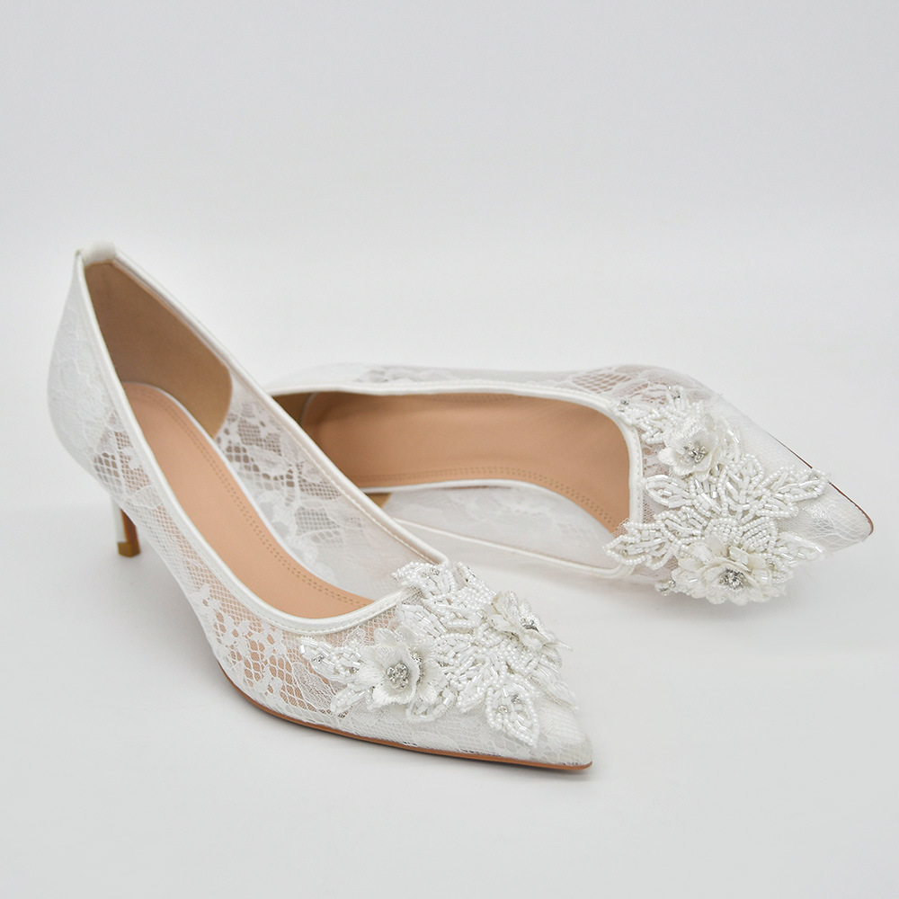 Chaussures de mariée en dentelle délicate perles majeures bout pointu femmes pompes talons hauts mode dames chaussures de mariage de bal blanc 6 cm/10 cm chaussures à talons CL3072