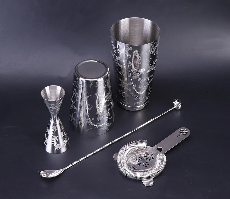 Herramientas de barra Cráneo Coctelera Bartender Tool Bar Set Cráneo Ponderado Boston Shakers Cráneo Colador Jigger Mezclador Cuchara 231214