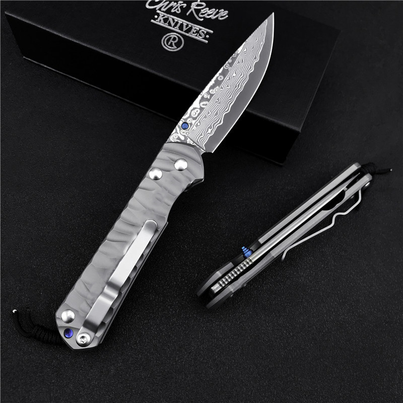 Chris Reeve Damascus Steel Blade TC4 Titanlegering Handtage Foldficka Kniv Wilderness Tactical Survival Knife Outdoor Camping EDC Tool Portable Defense Knife