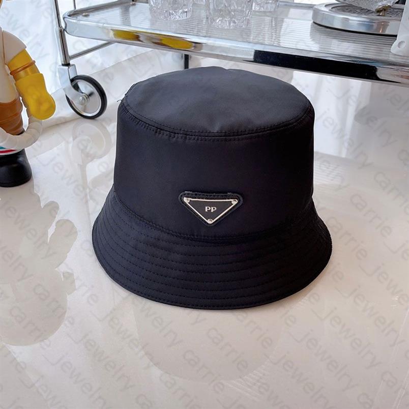 Chapeau de seau de mode chapeaux de créateurs casquette de balle simple pour hommes femme noir blanc casquettes en option de haute qualité215z