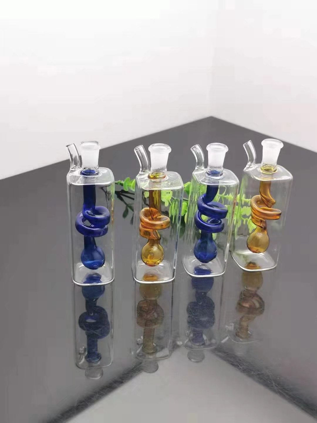 Tubos de fumaça Hookah Bong Glass Rig Oil Water Pipe Novo mini tubo quadrado enrolado narguilé de vidro