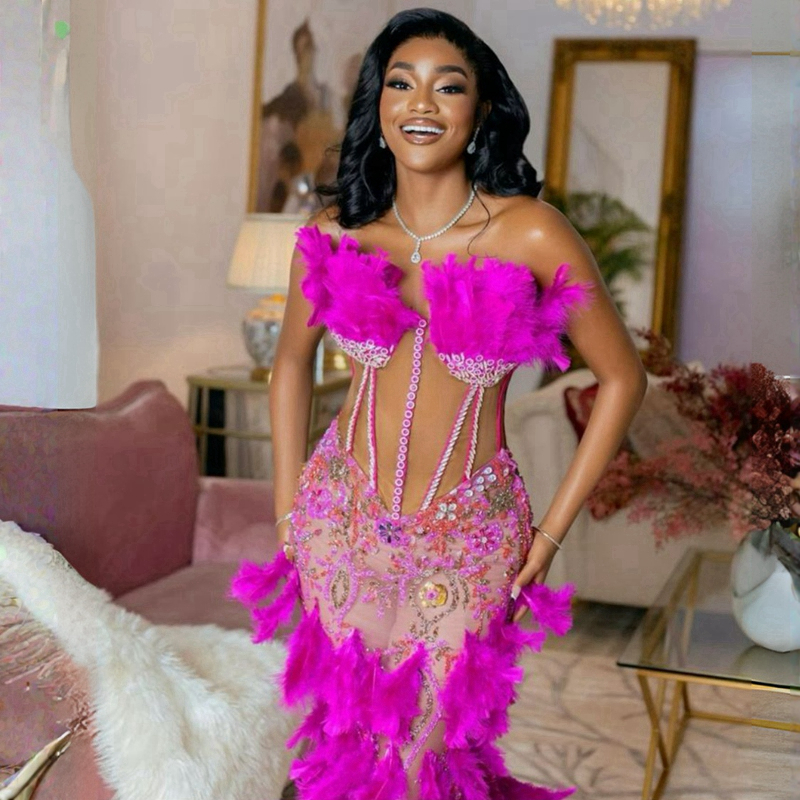 Fuchsia plume luxueuse robes de soirée élégante sirène illusion robe de bal en dentelle perlée robe de bal pour les femmes noires africaines filles robes de réception de fête NL025