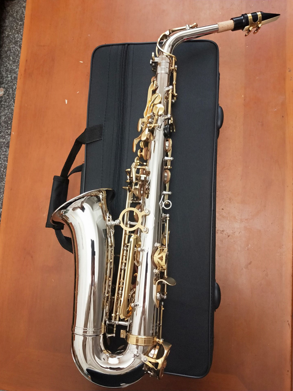 Jupiter JAS-1100SG Saxophone Alto Eb Tune Instrument de musique en laiton corps plaqué nickel argent laque or clé Sax avec embout