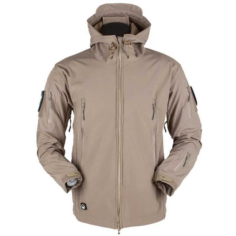 Tactical Jackets Men's Military Camouflage Fleece Tactical Jacket Outdoor Shark Skin Soft Shell Waterproof Windbreaker Hooded Coat Hunt ClothesL231218