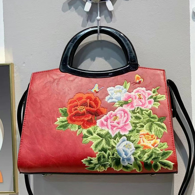 Bag female retro Chinese style embroidery with cheongsam portable slung shoulder bag 2023 new style CCJ3066