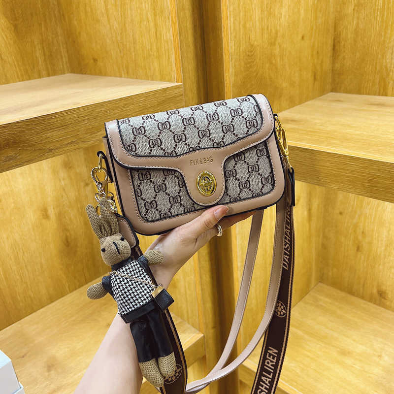 2024 New Designer womens crossbody shoulder Womens Trendy Fashionable Printed Crossbody Advanced and Versatile Broadband Small Square Bag bag