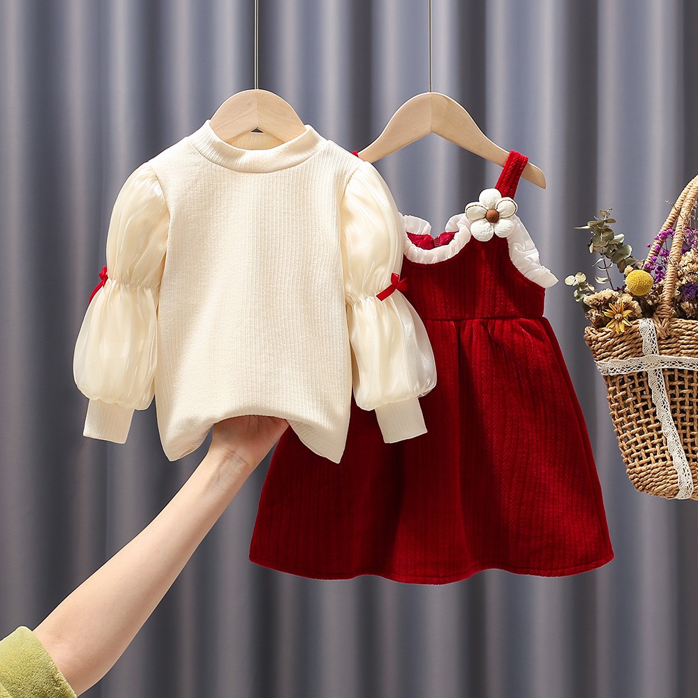 Ensemble deux pièces de robe pour filles avec de nouvelles manches à bulles et une robe de princesse en peluche, trésor pour femmes automne et hiver, vêtements du Nouvel An de style occidental