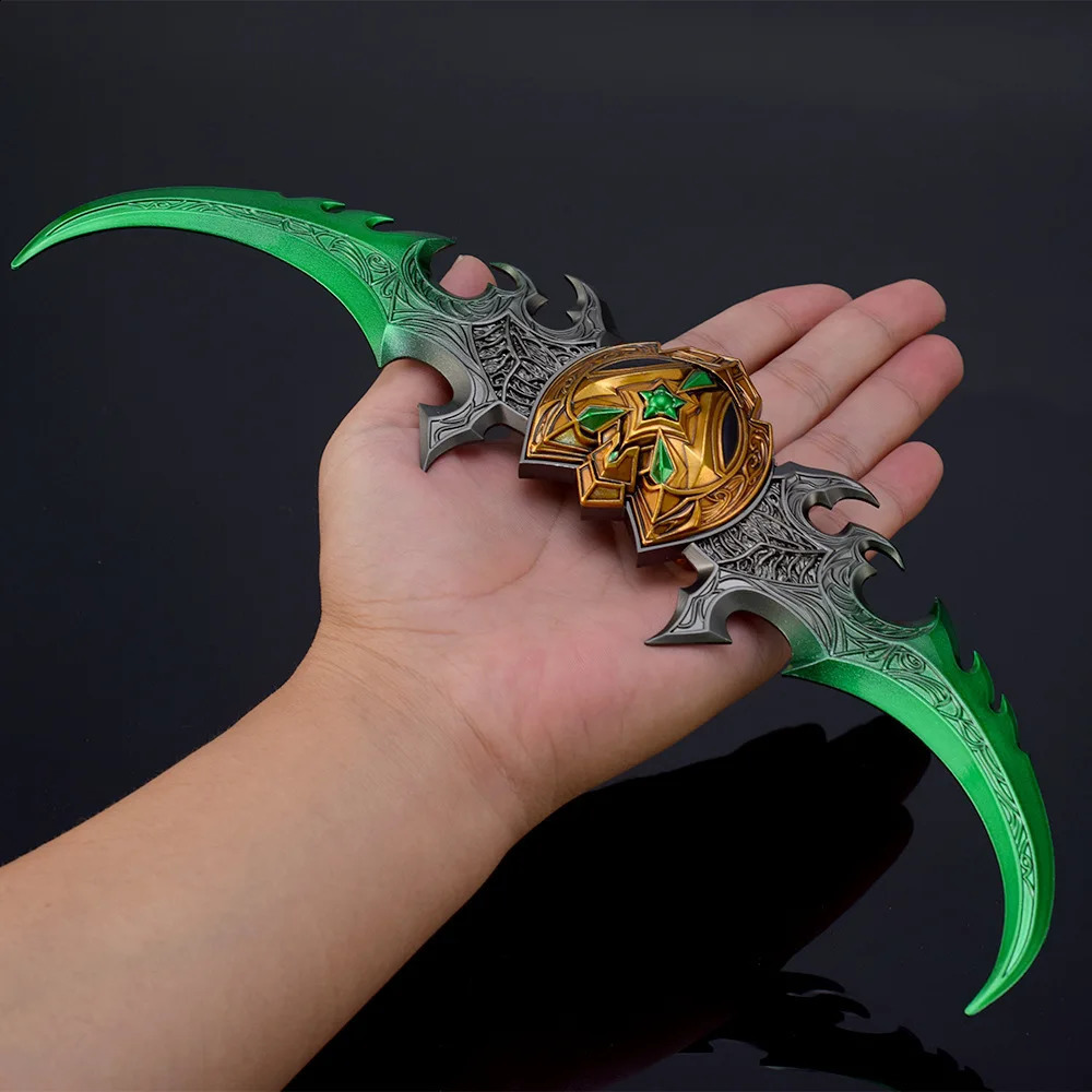 LED Light Lights 29cm Warglaive من Azzinoth World Burning Legion Illidan Stormrage Game Game Peripheral Metal Gempon Model Toys Boys 231218