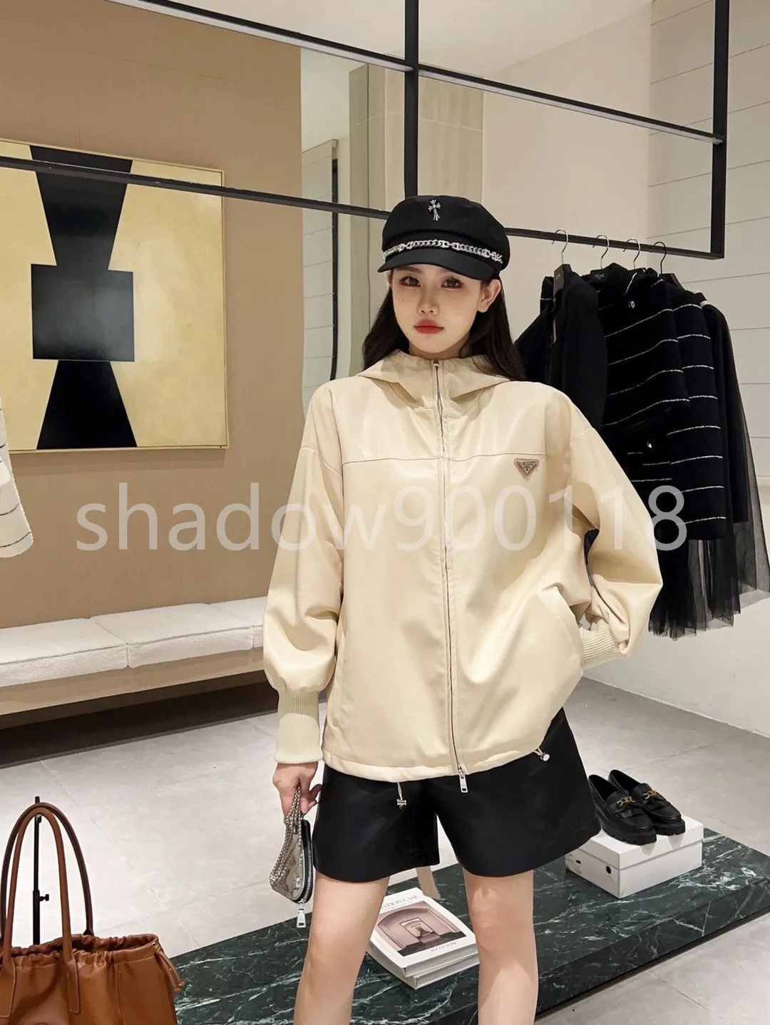 Womens Jacket Short Trench Designer Woman Windbreaker Jackets Coat Outwears Female Autumn Winter Tops Size S-L