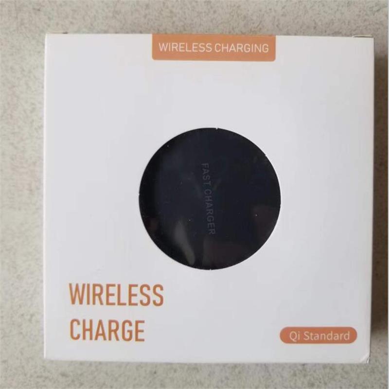 Snabbladdning Qi Wireless Charger Pad 15W snabb trådlös laddning för iPhone Mobiltelefon Universal trådlös laddning