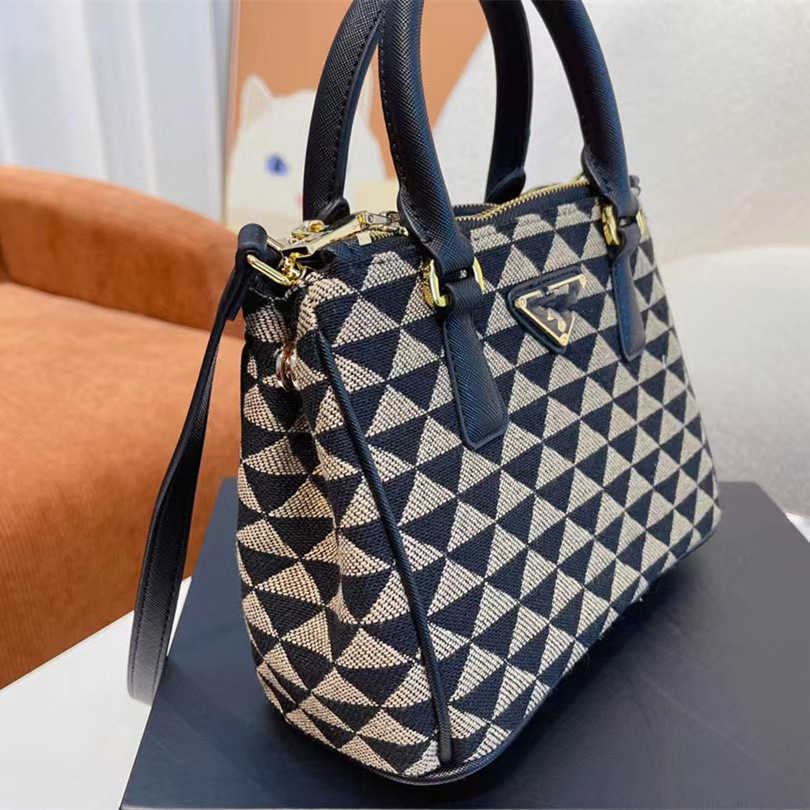2024 New Designer womens crossbody shoulder Original Standard Genuine Galleria Series Killer Inverted Triangle Single Womens Bag bag