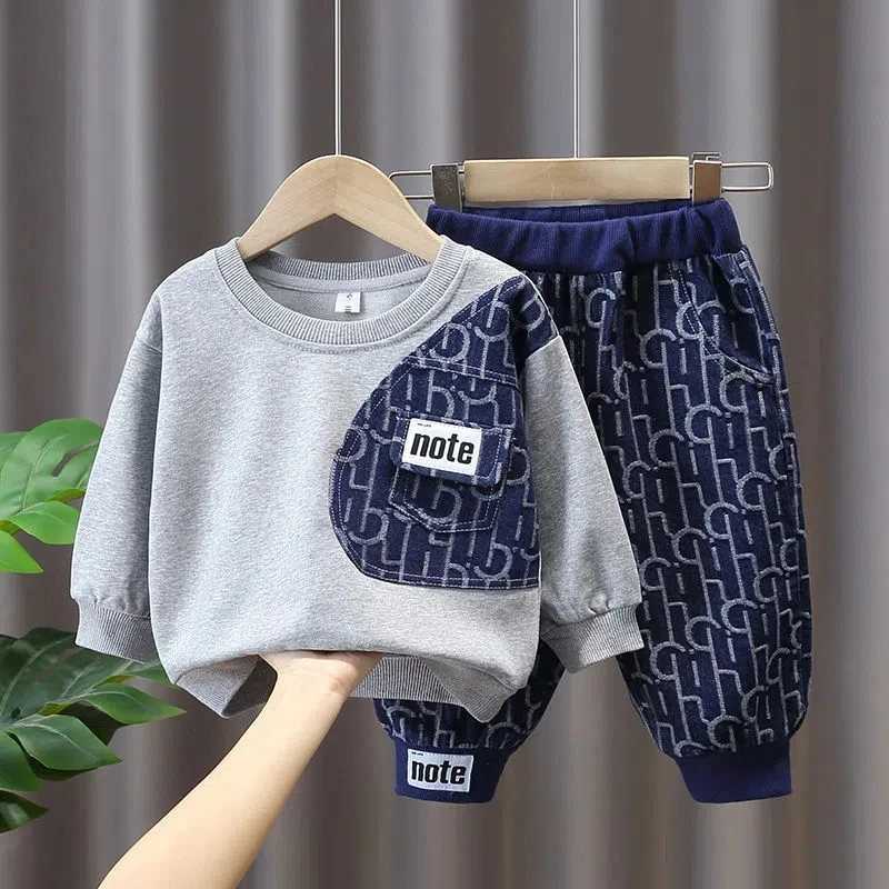 Pullover Kids Boys Sweter Sweter Spring Autumn Ubranie Dziecięce Suit Sportsła sportowa Dziecięca Ubranie dla chłopca Baby Top Pants L231215