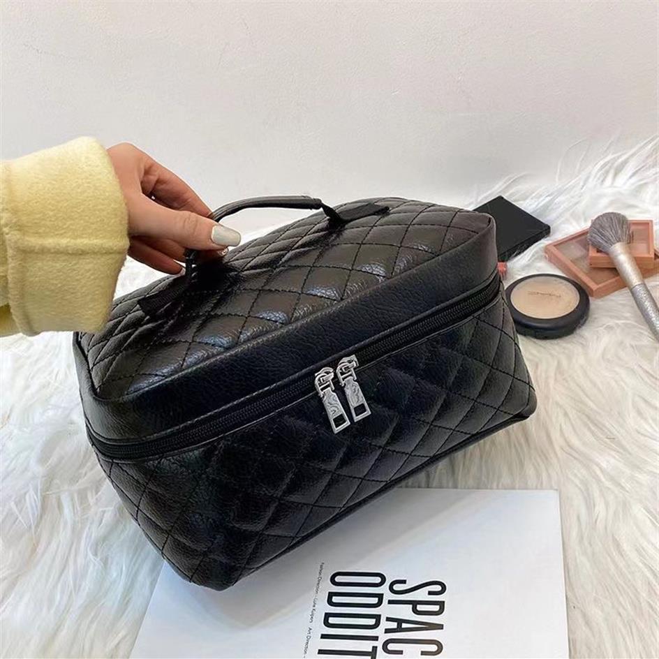 Big Lady black Cosmetic Bags Fashion Makeup Bag Women Designers Toiletry Travel Pouch Ladies Purses Gift make up case organizer287G