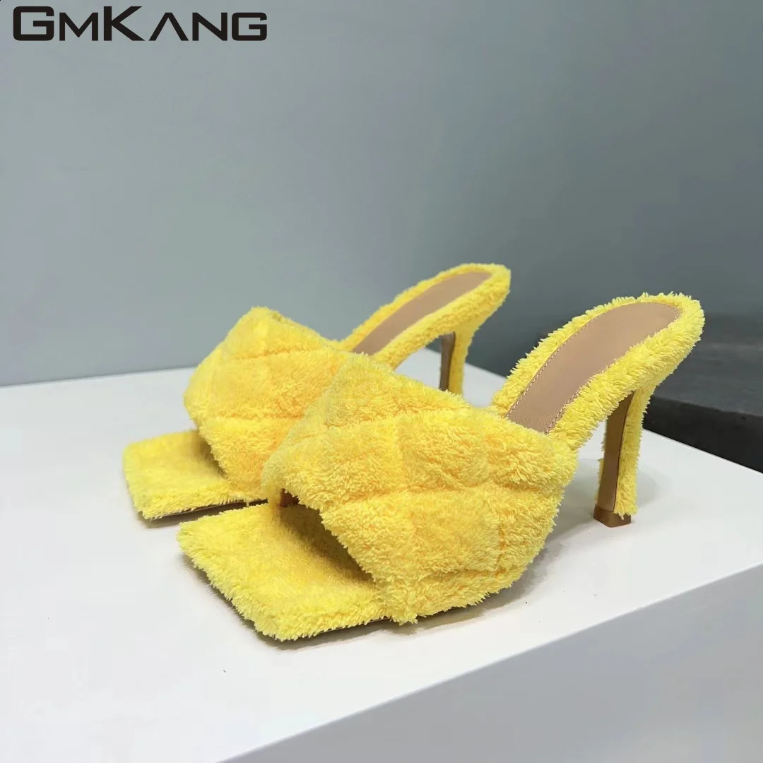 Rabbit Hair S Slippers Femmes Fashion Walk Show Mules Chaussures Femme Couleur Couleur Fourr