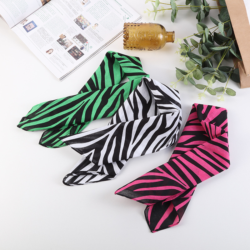 Hurtowy 100% bawełniany materiał Wysokiej jakości opaska na głowę moda drukowana zebra-paski bandanas szalik