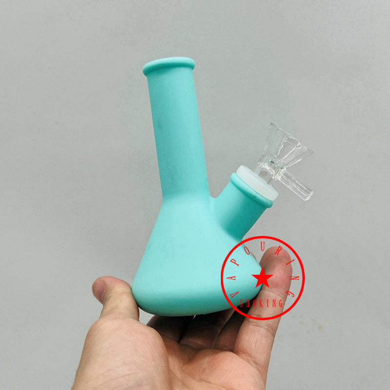 Dernier coloré Silicone Becher Biberon Fumer Bong Pipes Kit Portable Innovant Voyage Verre Bubbler Filtre Tabac Poignée Bol Waterpipe Holder DHL