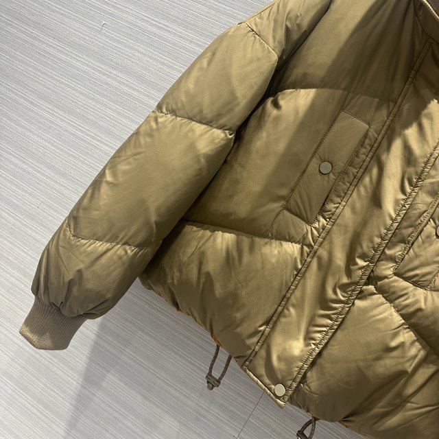 Milão pista feminina para baixo parkas 2023 novo inverno gola manga longa marca mesmo estilo casacos jaquetas de grife feminino 1220-8