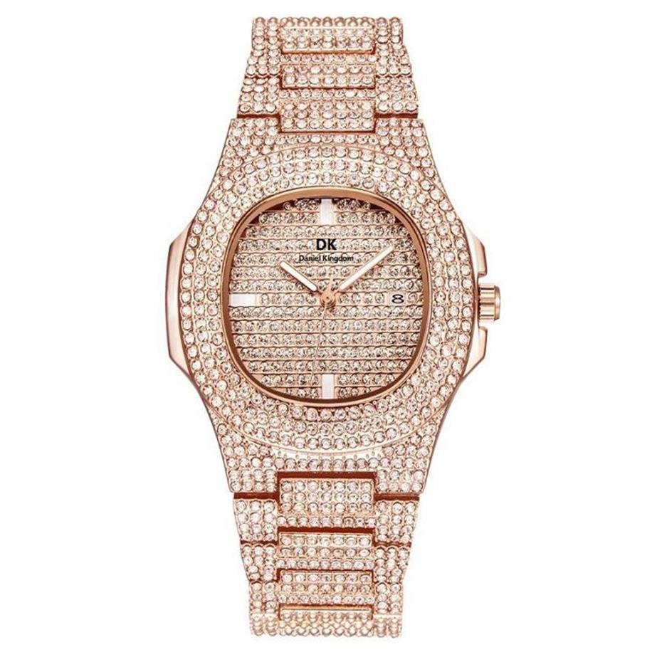 Les femmes de haute qualité regardent 40 mm en diamant complet Iced Out Square Designer Watches Quartz Movement Couple Amory