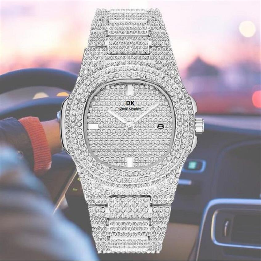 Les femmes de haute qualité regardent 40 mm en diamant complet Iced Out Square Designer Watches Quartz Movement Couple Amory