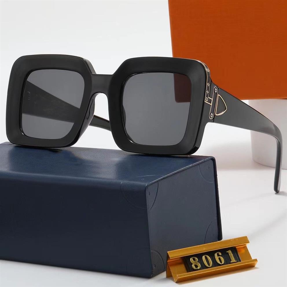 Mode Sonnenbrille Mann Frau Goggle Beach Square Suns Gläses UV400 5 Farbe Optional 8061 mit Original Box277r